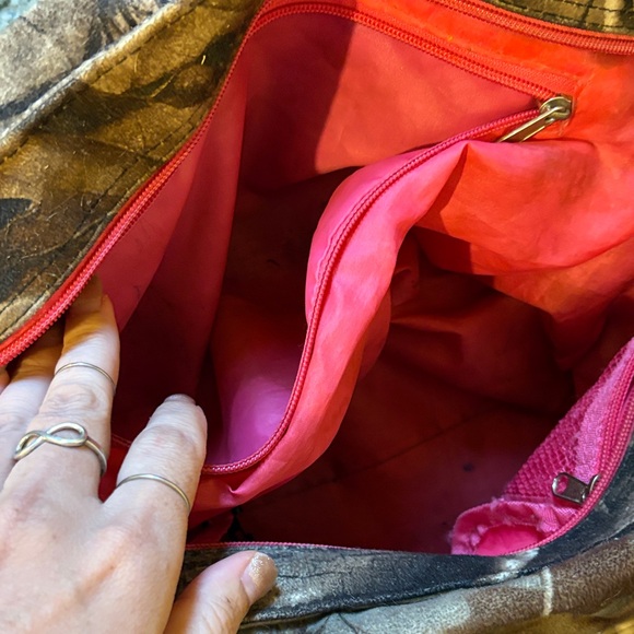 Cabela's Camouflage Shoulder Bag - Picture 5 of 6